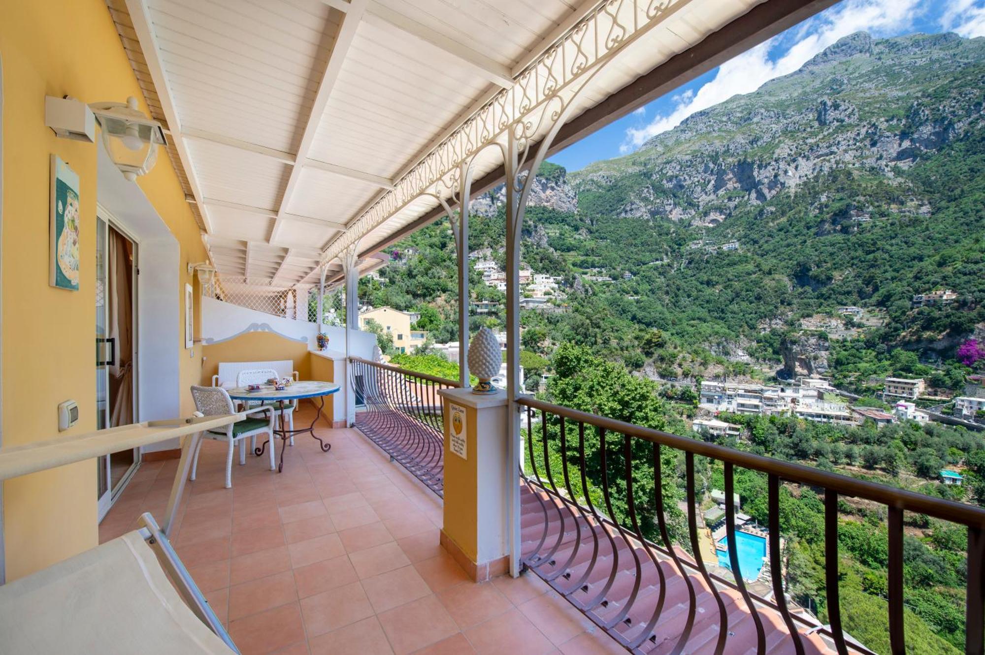 Casa Le Terrazze Apartment Positano Exterior photo